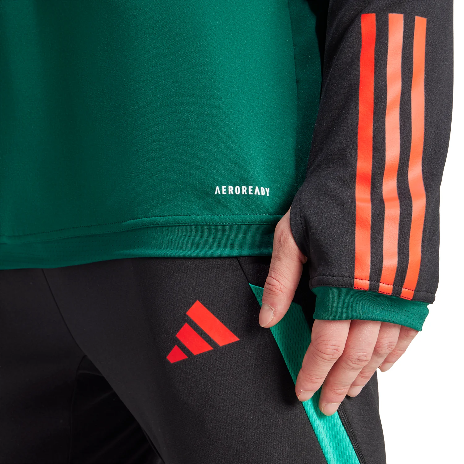 adidas Manchester United Men's Quarter-Zip Training Top - Image 5