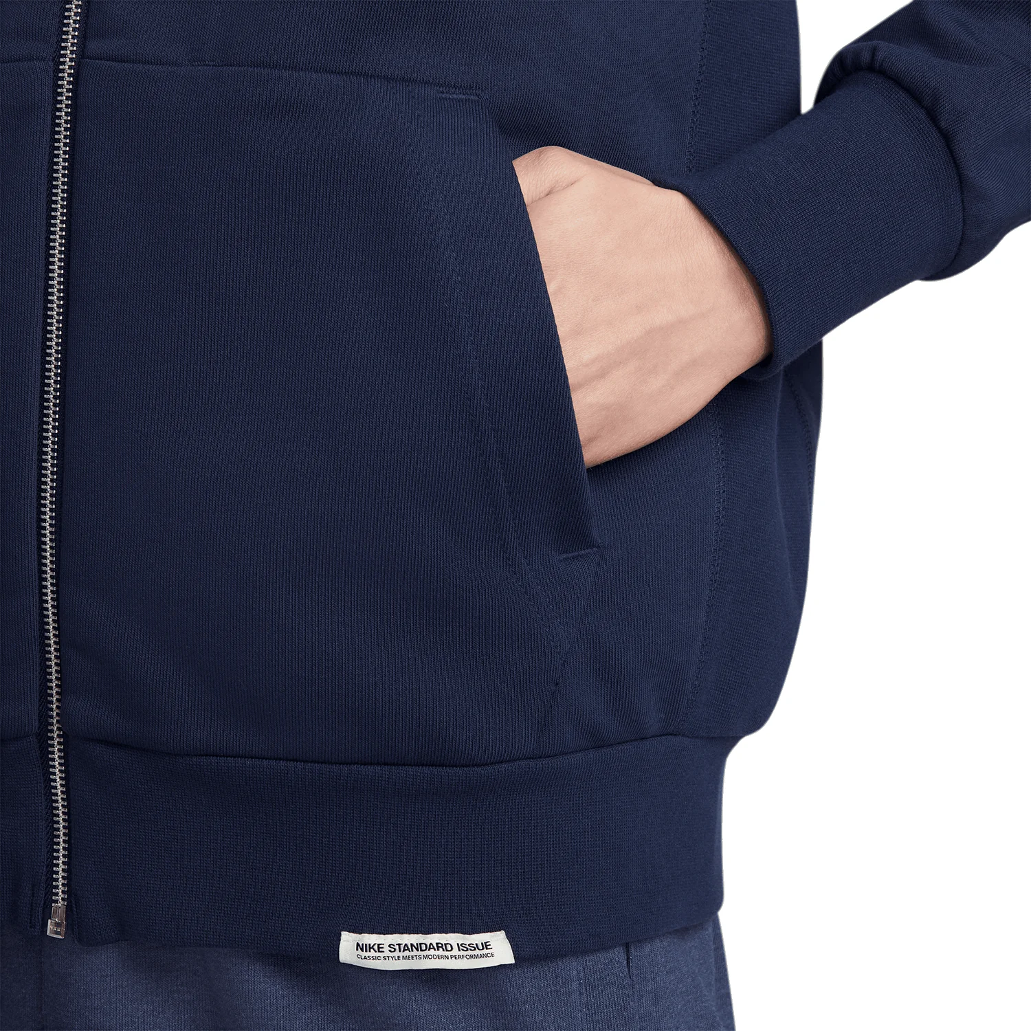 Nike Club America 2022-23 Men's Full-Zip Standard Issue Hoodie - Image 4