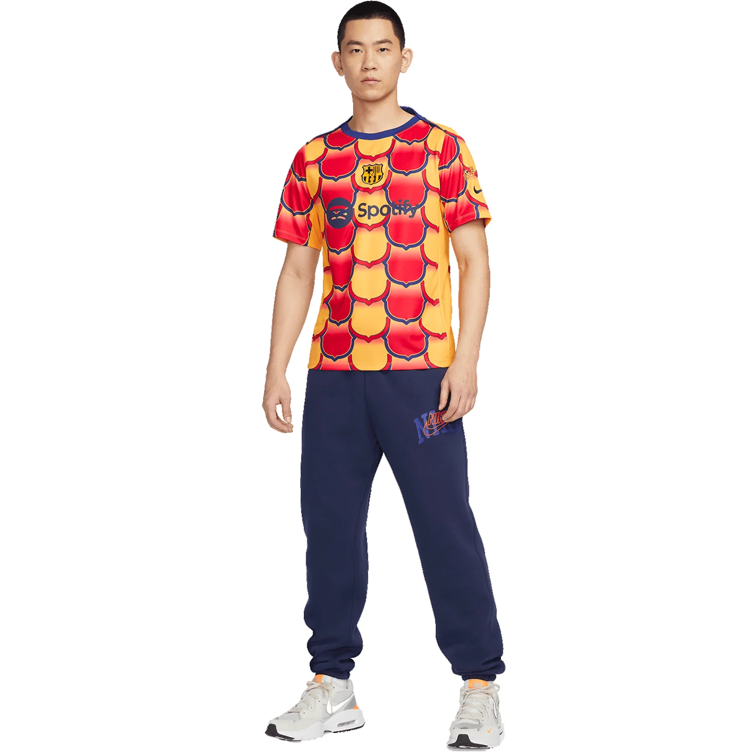 Nike FC Barcelona 2023-24 Men's Short Sleeve Academy Pro Pre-Match Top - Image 6