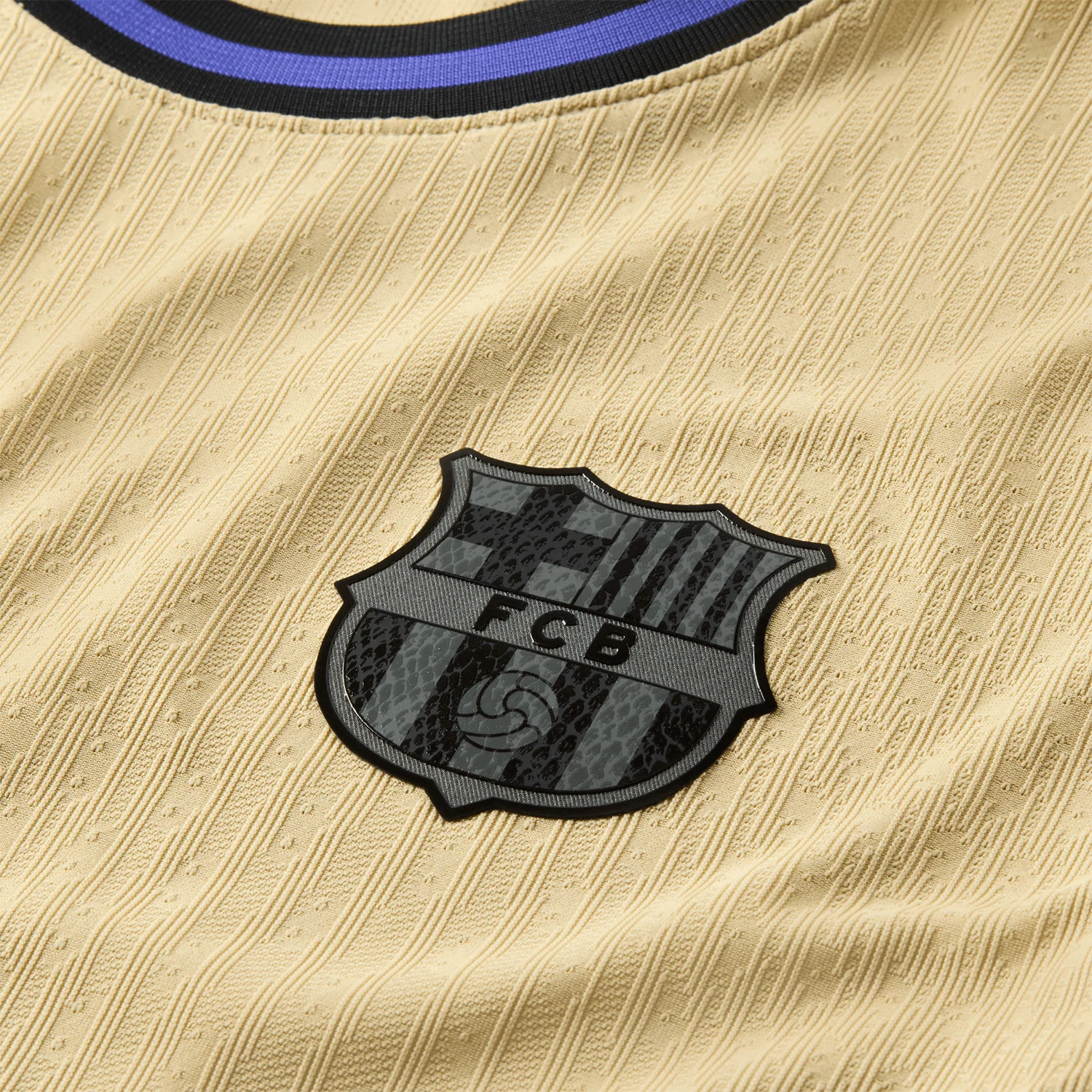 Nike FC Barcelona 2025-26 Men's Away Authentic Match Jersey - Image 5