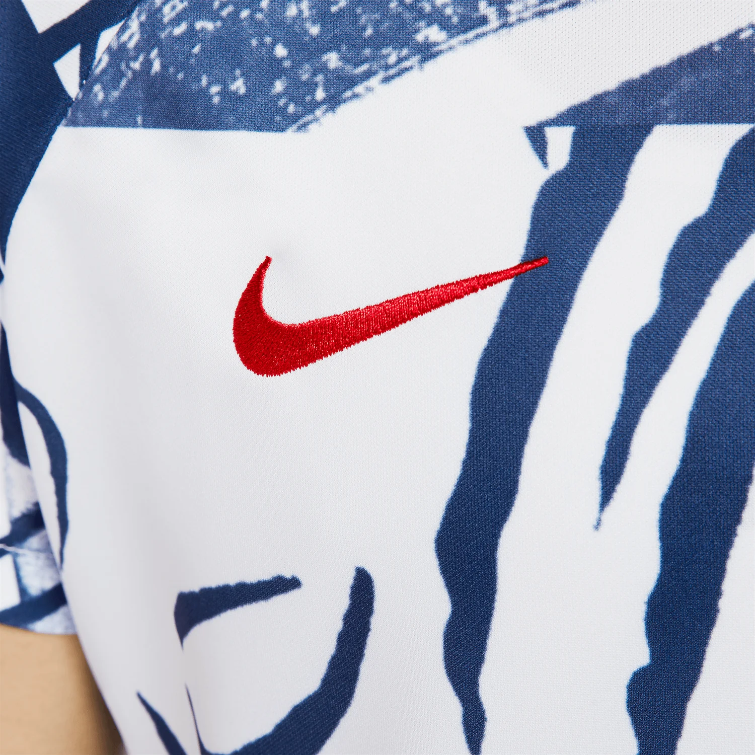 Nike France Women's Short Sleeve Academy Pro Pre-Match Top - Image 4