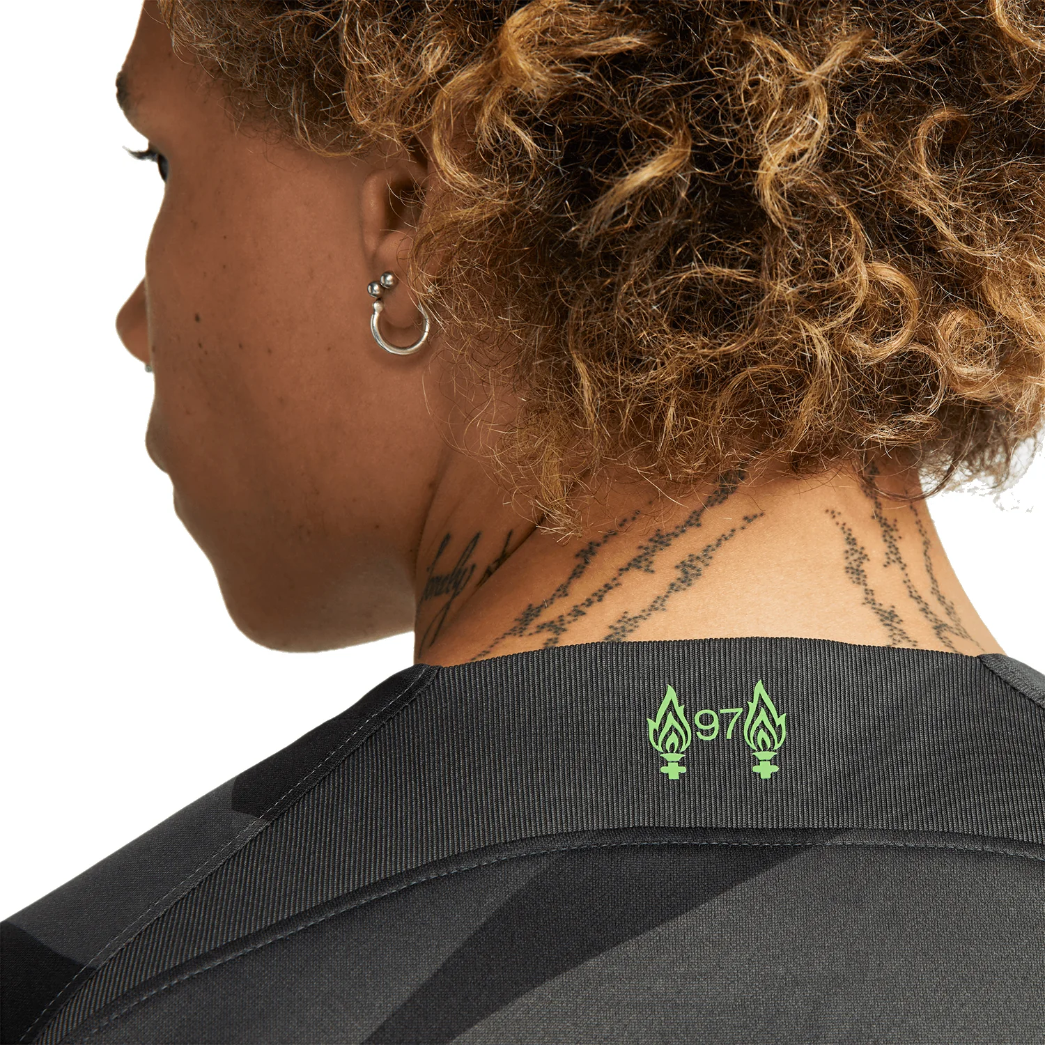 Nike Liverpool FC 2023-24 Men's Goalkeeper Stadium Jersey - Image 4
