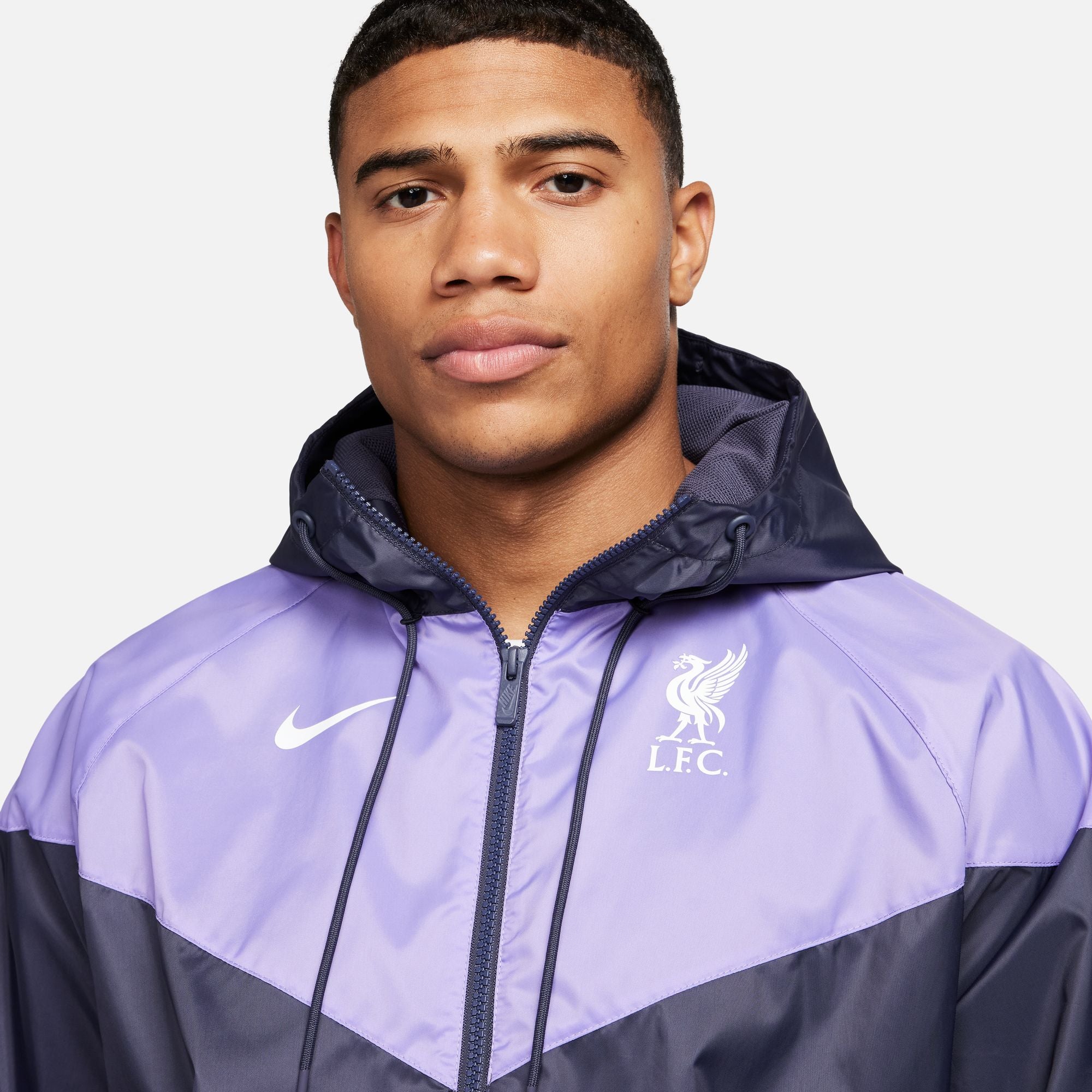 Nike Liverpool FC Sport Essentials Windrunner Men's Jacket - Image 3