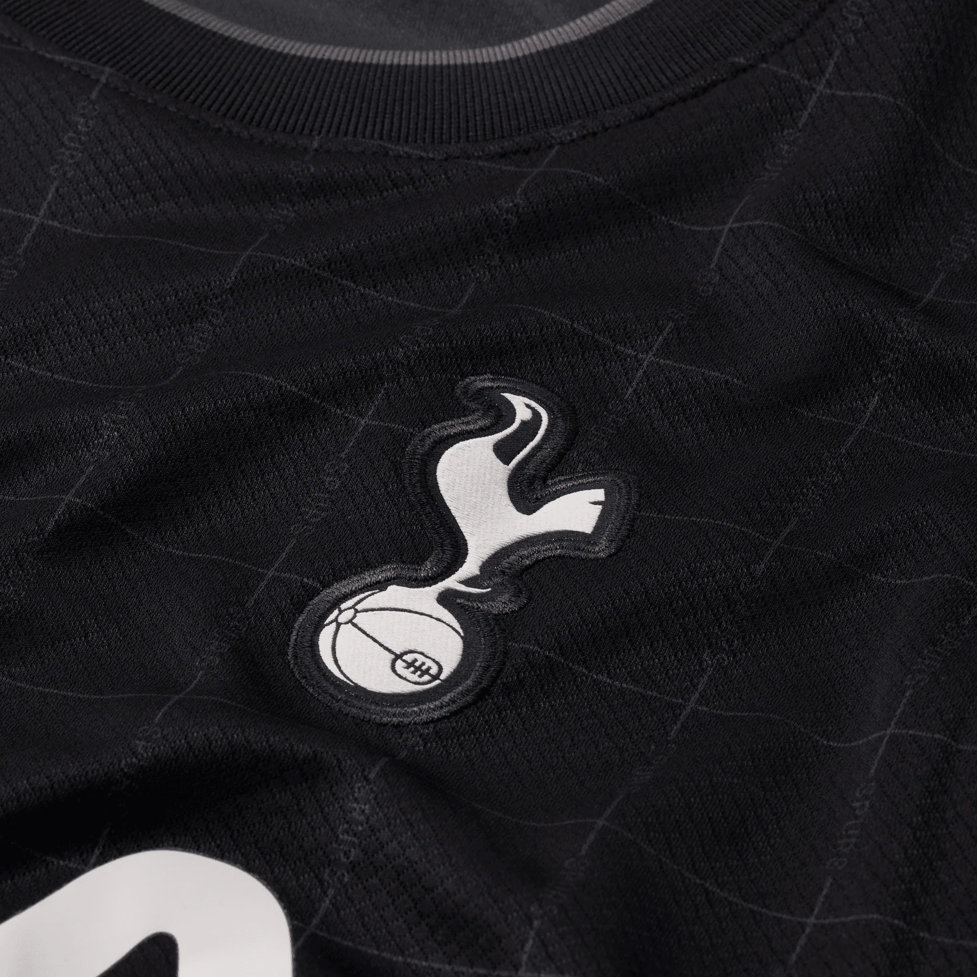 Nike Tottenham 2025-26 Youth Away Stadium Jersey - Image 4