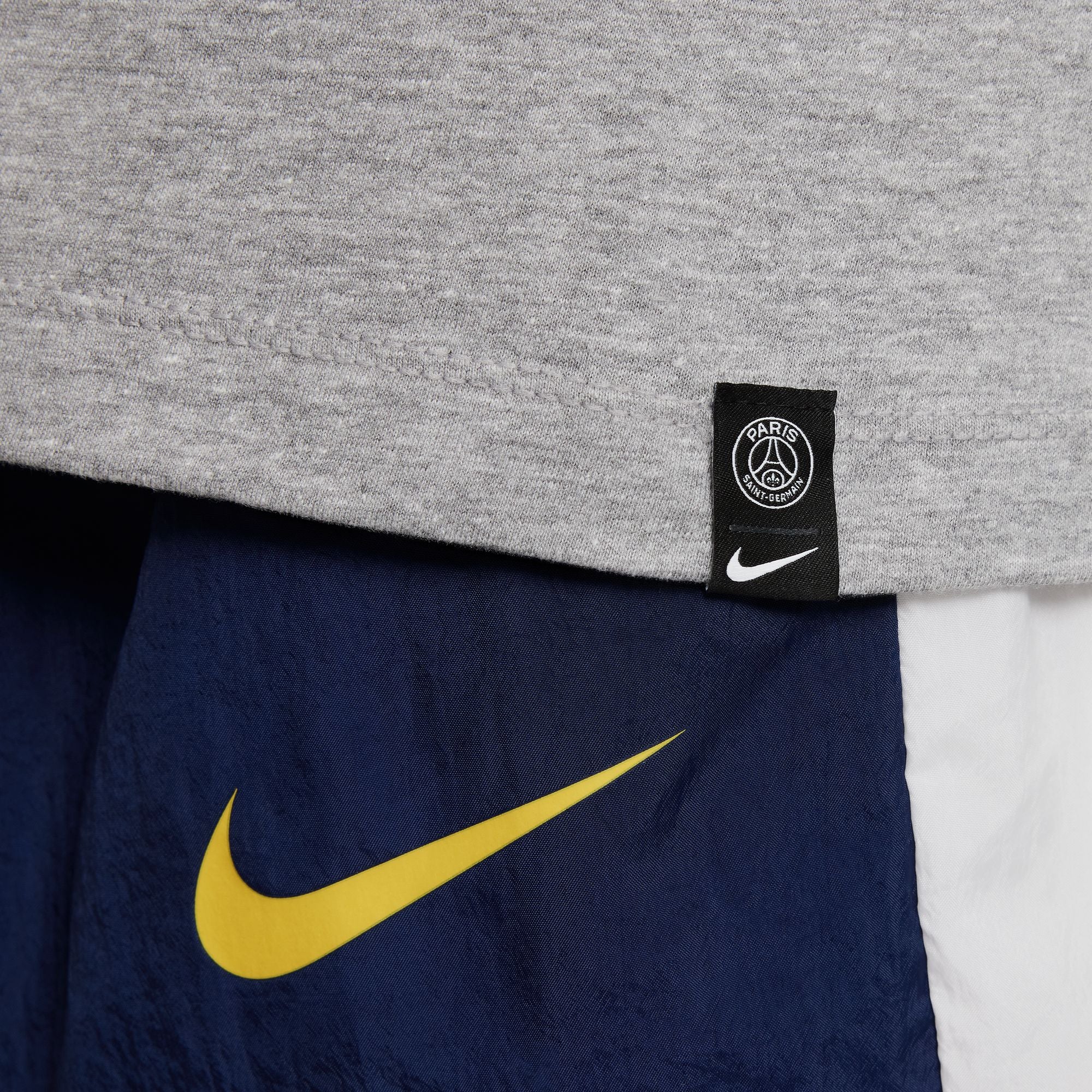 Nike Youth PSG Swoosh Tee - Image 3